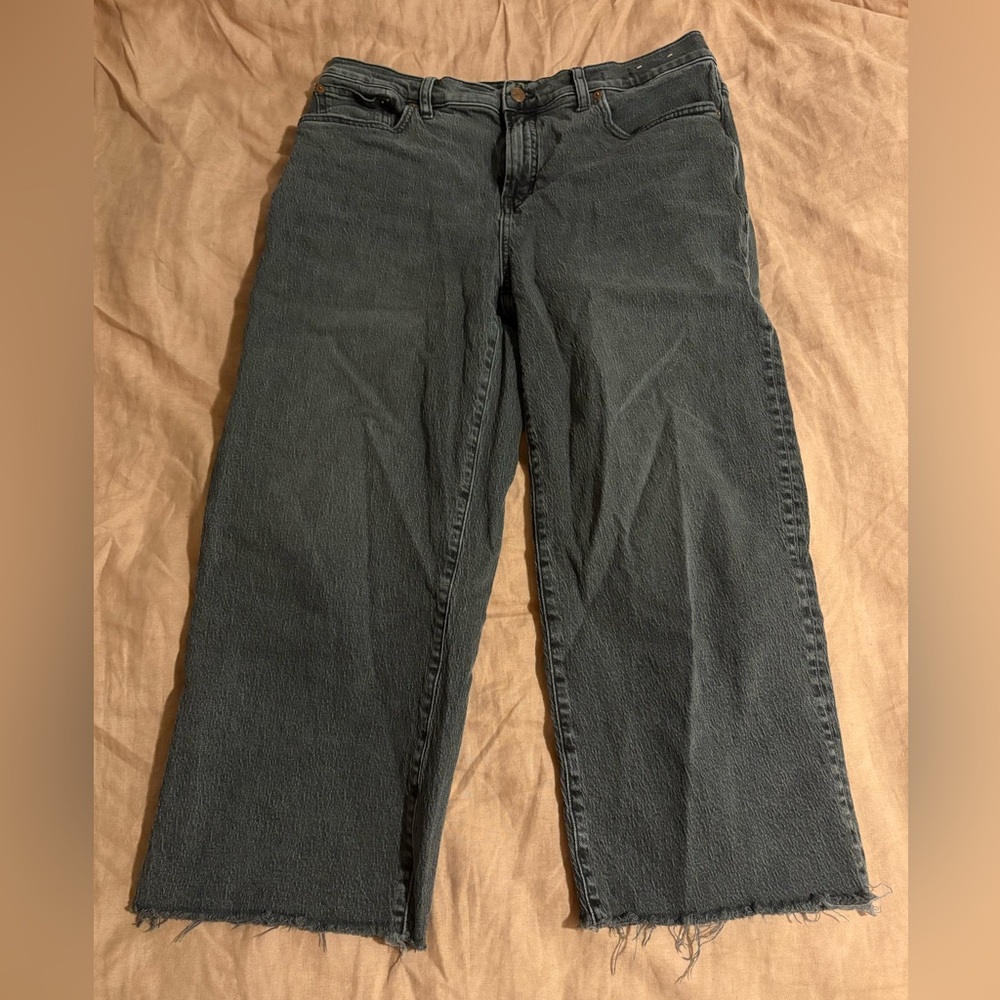 Madewell Women's Dark Gray wide leg crop Jeans